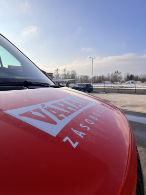 O jeden náklaďák víc